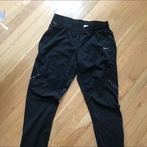 Medium Never-Worn Nike Dri-Fit Leggings